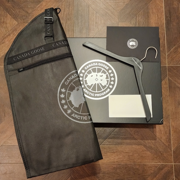 Canada Goose Storage & Organization Canada Goose Garment Bag Box